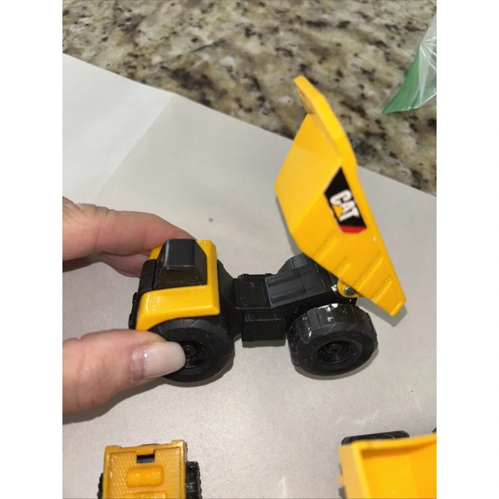 CAT Caterpillar Toy Dump‎ Truck Excavator Lot of 4   3041